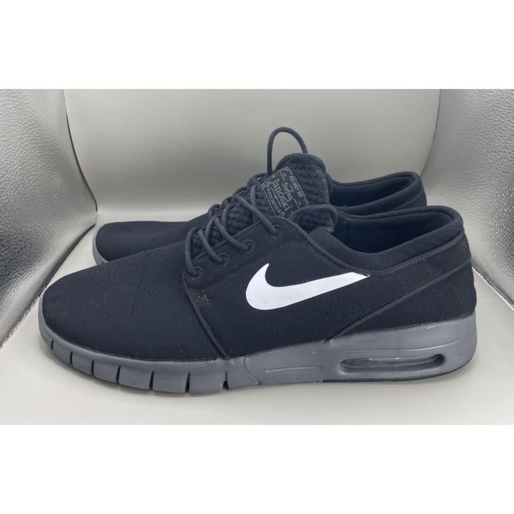 Nike SB Stefan Janoski Max Mens 12 Triple Black Skate 631303-099 VNDS NWOB